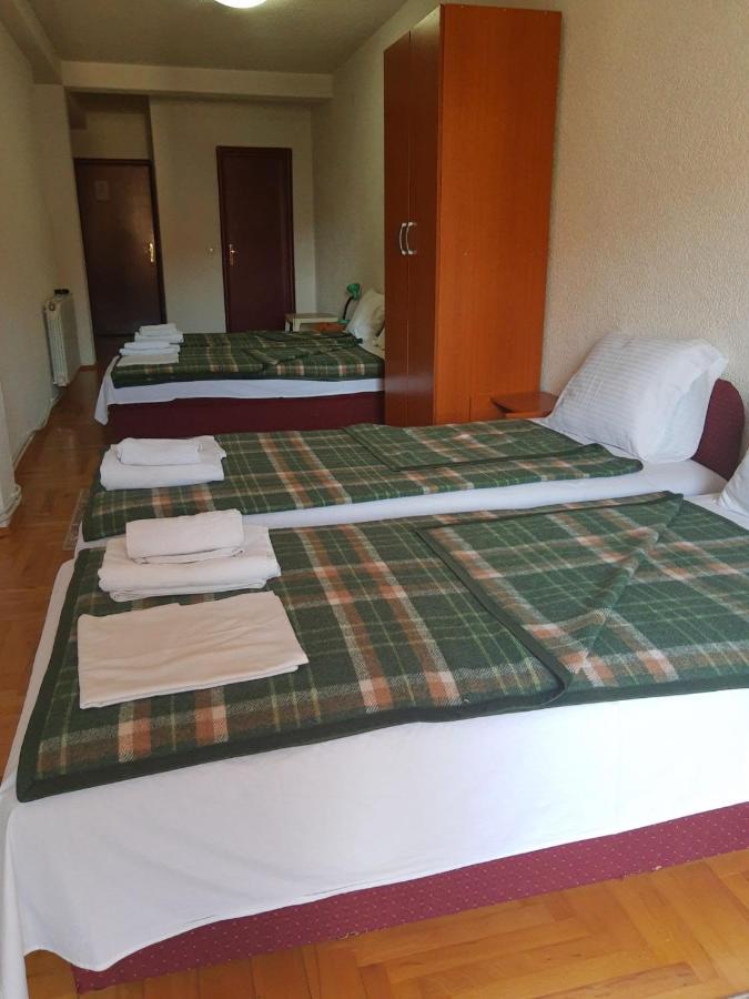 Hotel Montenegro Struga Exteriör bild